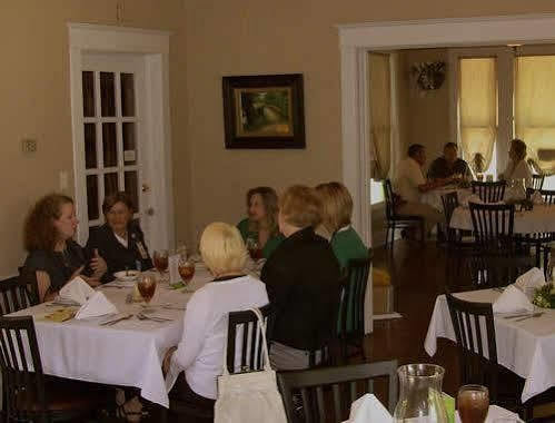 Ainsworth House Inn Luling Экстерьер фото