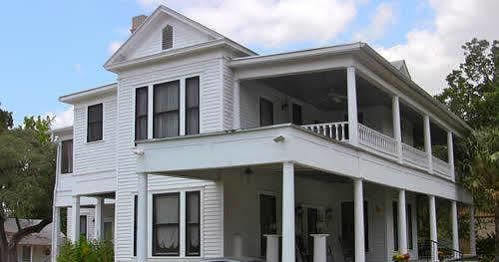 Ainsworth House Inn Luling Экстерьер фото